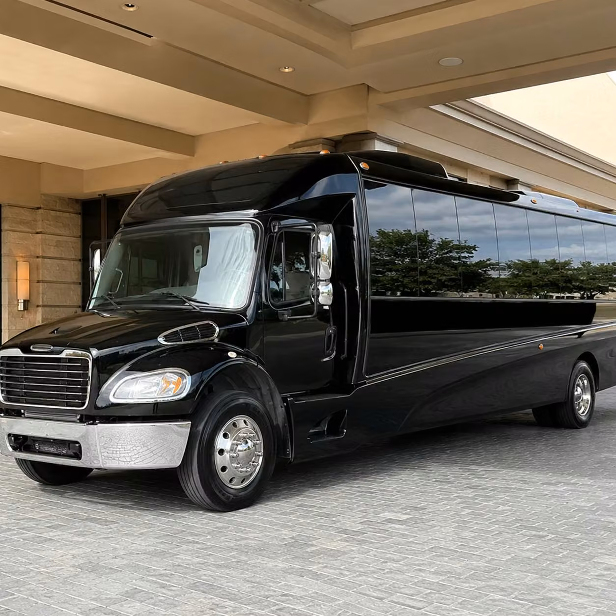 35 passenger minibus